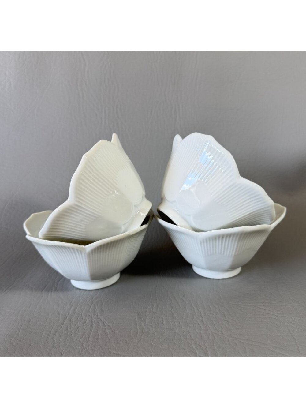 Vintage White Porcelain Lotus Bowls Ribbed Scalloped Set of 4 Japan 4.75" - Picture 5 of 7